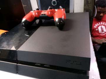 Ps4 standard.