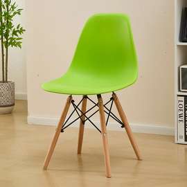 Eames Plastic Dinning Chair