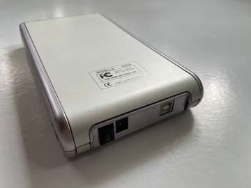 3.5" IDE Hard Drive Casing Enclosure (USB 2.0)