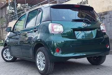 Daihatsu Boon 2020 model Green color fully loaded.