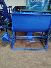 Ribbon mixer