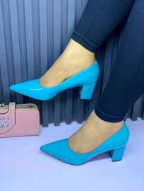 Ladies chunky heels.