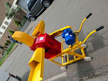 Milano 2-in-1 Electric Feed Chopper (Chaff Cutter)