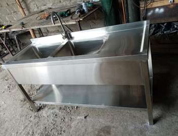 Big double sink