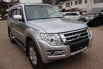 Mitsubishi Pajero DiD Final Edition 7 Seater 2019 76,000 Kms