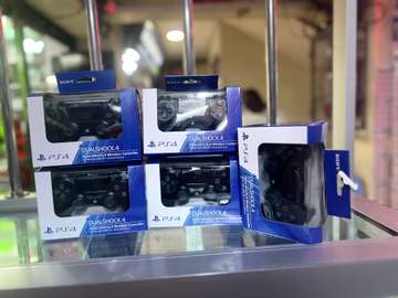 Ps4 controllers