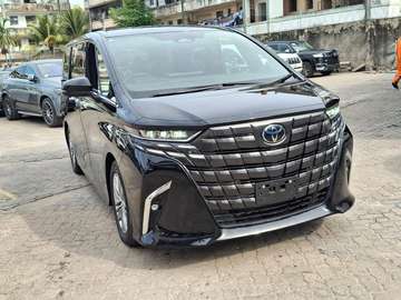Toyota Alphard Executive Grade Black 2024 PHeiv Sunroof