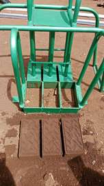 Cabros mould machine