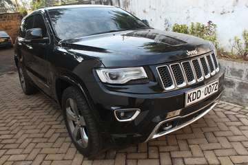 Jeep Grand Cherokee Overland AWD 2015 150,000 Kms