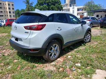 Mazda cx3 white Diesel