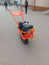 Multifunctional mini power tiller/cultivator