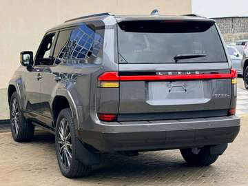 2025 Lexus GX550