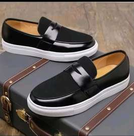 Plain suade shoes