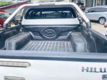 TOYOTA HILUX DOUBLE CABIN REVO 2014MODEL