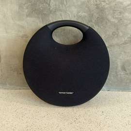 Harman Kardon Onyx Studio 6 Portable Bluetooth Speaker