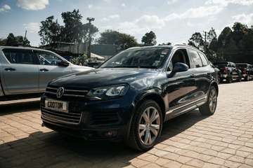 VOLKSWAGEN TOUAREG SUNROOF 2014MODEL DIESEL