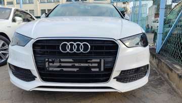 Audi A3 S-line sunroof 2018 1.4 L
