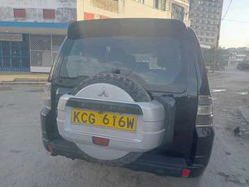 MITSUBISH PAJERO 2011