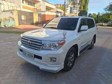 Total Land Cruiser 2010