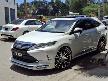 Toyota Harrier for sale in Kenya (Hire Purchase accepted)