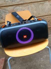 JBL party box on the go bluetooth speaker high quality sound