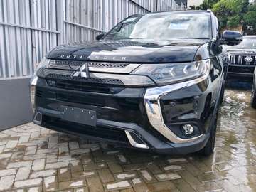 MITSUBISHI OUTLANDER,2019,(DEPOSIT 1.5M)