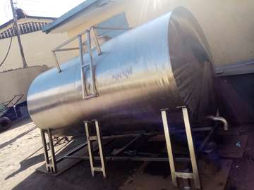 Stainless steel tank