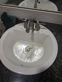 Sink cleaning