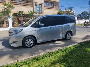 Toyota Noah for hire in kenya