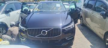 Volvo XC60 Black Luxury SUV Spacious & Safe