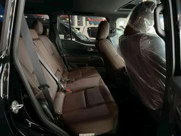 Toyota landcruiser 2025