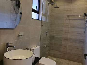 3 Bed Apartment with En Suite at Links Road