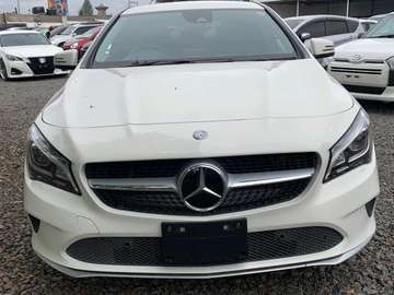 Maercedes  Benz class 180
1600cc
2019 model white color.