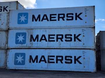 Reefers! 40ft High Cube Cooler Containers!