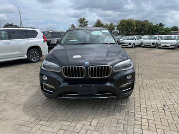 BMW X6 black