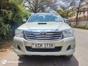TOYOTA HILUX DOUBLE CAB MANUAL