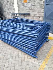 Scalfoding H frame ladders