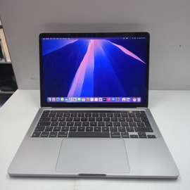 Macbook pro m1 13"