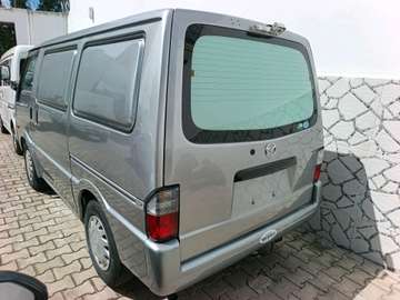 Mazda bongo van freezer