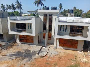 4 Bed Townhouse with En Suite at Kikambala
