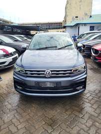 Volkswagen Tiguan TDI Sunroof 2018 R-line