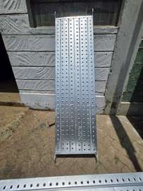 Heavy- Duty Walking Platform for Scaffolding