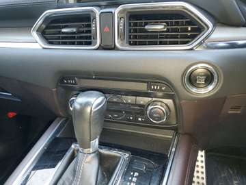 Mazda cx8