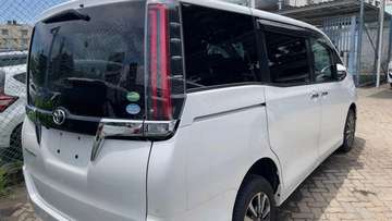 TOYOTA ESQUIRE 2018MODEL