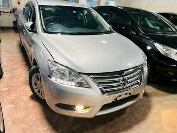 Nissan sylphy silver