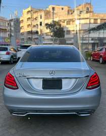 Mercedes Benz