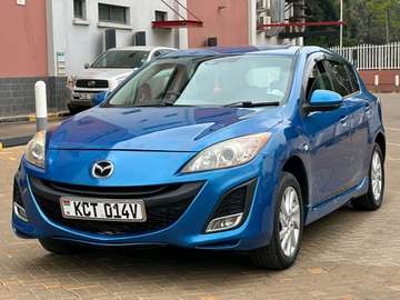 Mazda Axela 2012 1500cc
