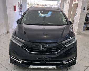 Honda fit shuttle hybrid