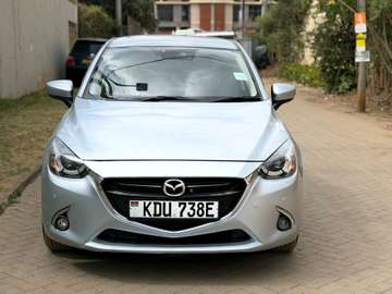 Mazda demio