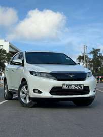 Toyota harrier 2015model